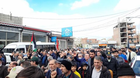 تصاویر/نمازگزاران جمعه پارس آباد در حمایت از مردم غزه به صورت خود جوش راهپیمایی کردند