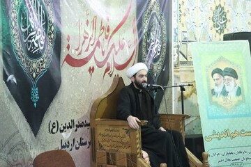 زندگی حضرت زهرا (س) برای بانوان و آقایان الگوست