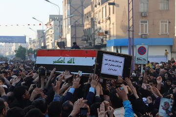 تصاویر/ مراسم عزاداری حضرت زهرا(س) و تشییع شهدای گمنام در اهواز