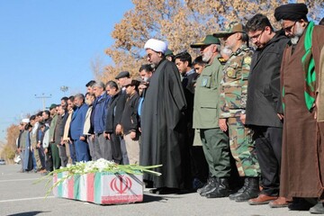 فیلم| مراسم تشییع و تدفین شهدای گمنام در سنندج