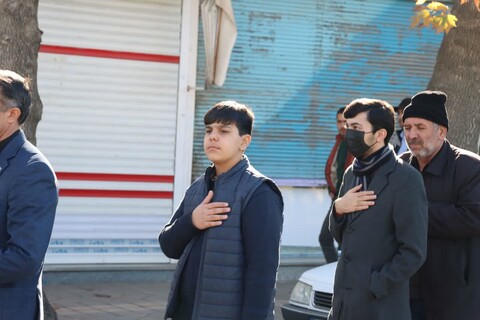 تصاویر/ مراسم تشییع شهید فرجامی و عزاداری خیابانی در نقده