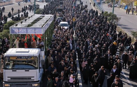 تصاویر / تشییع شهدای گمنام هشت سال دفاع مقدس در قزوین