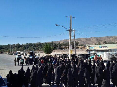 تصاویر/ دسته روی عزاداری شهادت حضرت زهرا (س) مدرسه علمیه حاجی آباد