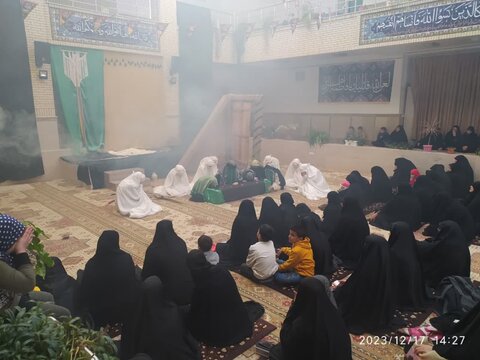 تصاویر/ مراسم عزاداری سالروز شهادت حضرت زهرا (س) در مدرسه علمیه ریحانة الرسول ارومیه