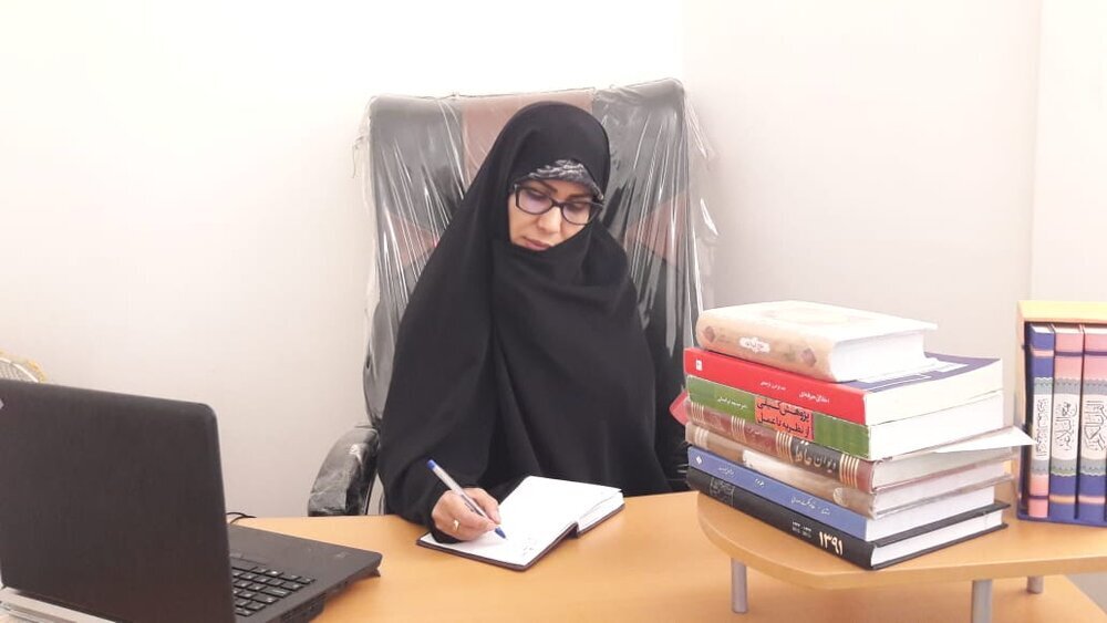 دکتر نرگس موحدی عضو هئیت علمی دانشگاه فرهنگیان و استاد فلسفه حوزه ودانشگاه دکتر نرگس موحدی عضو هئیت علمی دانشگاه فرهنگیان و استاد فلسفه حوزه ودانشگاه