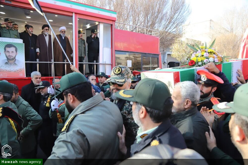 ایران بھر میں 280 شہدائے گمنام کی تشییع جنازہ؛ ہر طرف غم کا سماں