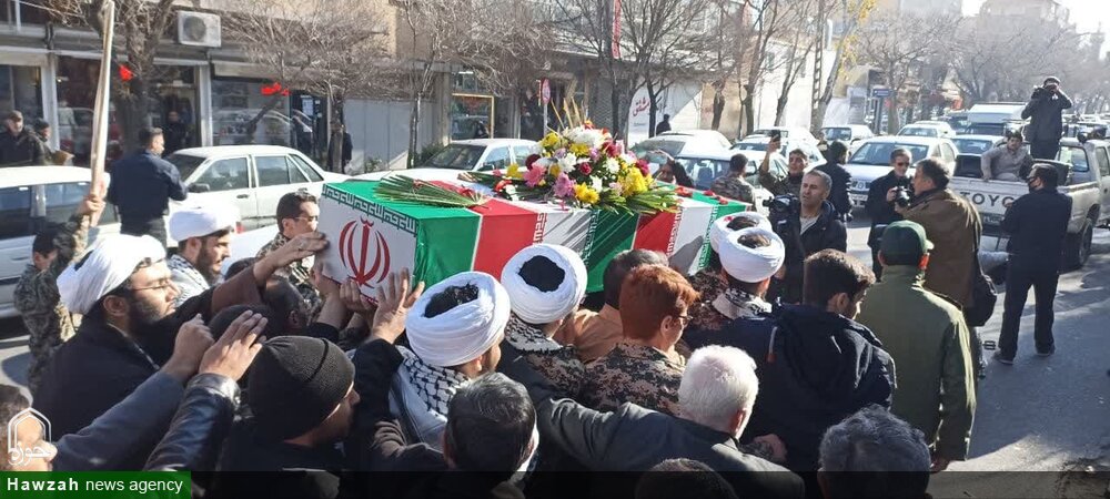 ایران بھر میں 280 شہدائے گمنام کی تشییع جنازہ؛ ہر طرف غم کا سماں