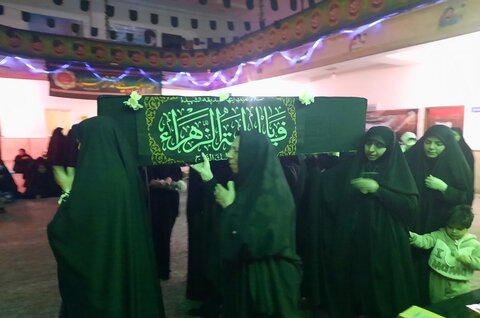 مراسم سوگواری حضرت فاطمه زهرا(س) در مدرسه علمیه خواهران برازجان