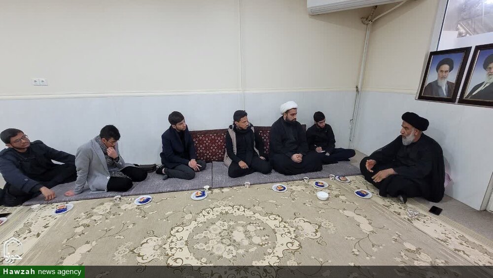 دیدار جمعی از طلاب غیر ایرانی جامعه آل البیت(ع) قم با نماینده ولی فقیه در خوزستان