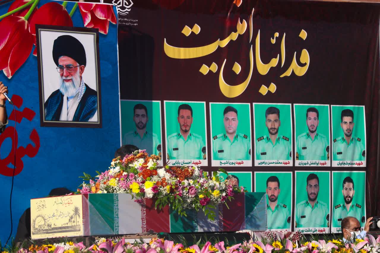 پیکر پاک شهید گمنام در بندرعباس آرام گرفت