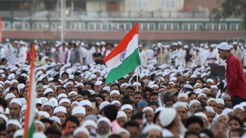 প্রথমবারের মতো, কেন্দ্র এবং ১৫টি রাজ্য সরকারে একজনও মুসলিম মন্ত্রী নেই প্রথমবারের মতো, কেন্দ্র এবং ১৫টি রাজ্য সরকারে একজনও মুসলিম মন্ত্রী নেই।