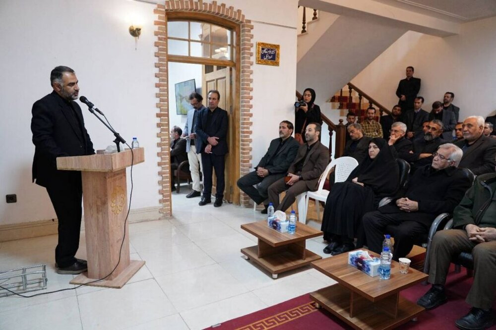 تصاویر/رونمایی از قرآن خطی نفیس و افتتاح تالار تعزیه