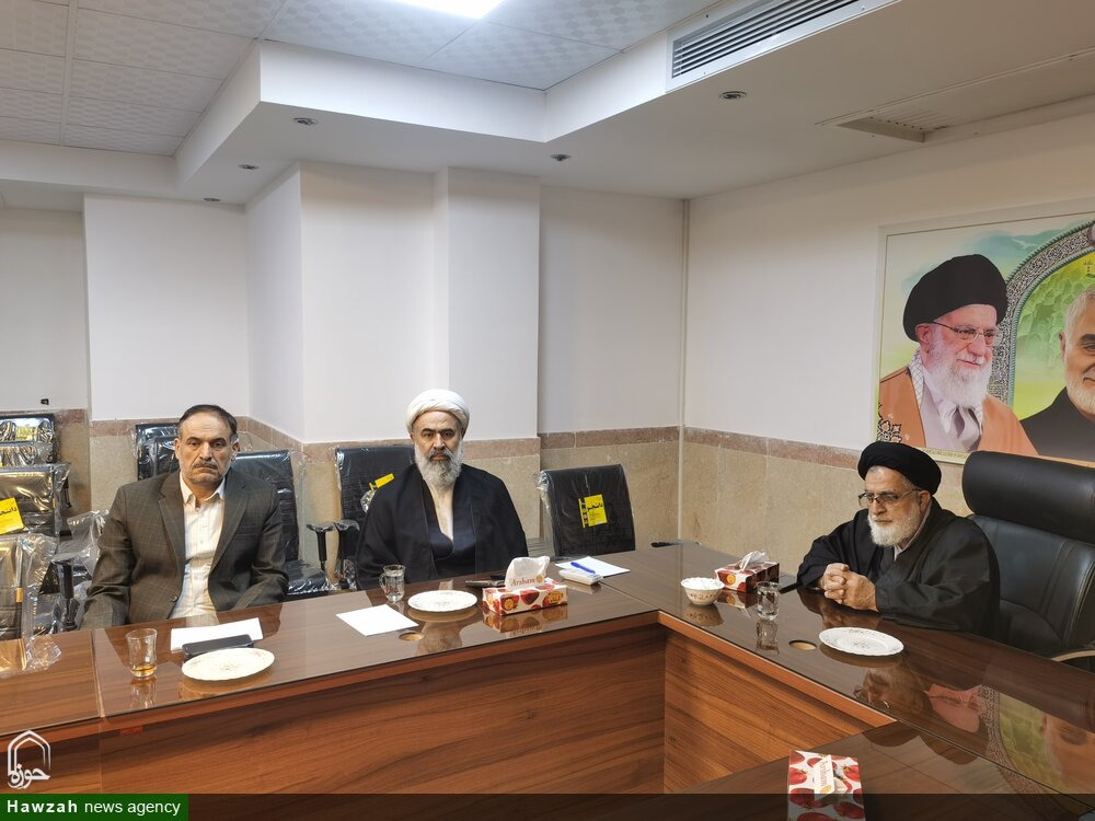 نشست مشترک به مناسبت روز وحدت حوزه و دانشگاه در حوزه علمیه استان یزد