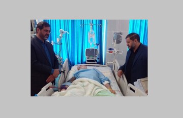 عیادت نمایندگان آیت الله اعرافی از مسئول کمیسیون خاص مرکز مدیریت حوزه