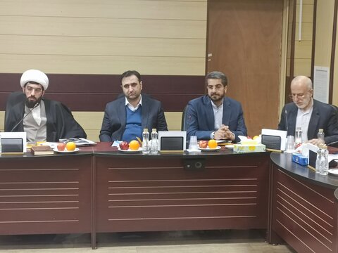 تصاویر/  سومین جلسه «کارگروه دین و اندیشه شورای عالی ایرانیان خارج از کشور» به ریاست مدیر حوزه‌های علمیه