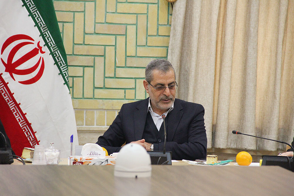 لزوم حضور جدی بانوان در عرصه اجتماع