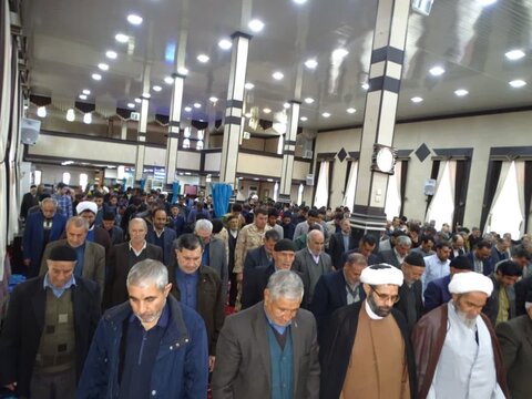تصاویر/ اقامه نماز جمعه  شهرستان چهاربرج