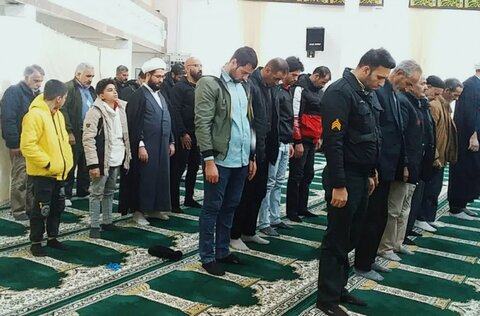 تصاویر/اقامه نماز جمعه شهر «دزج»