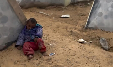 فیلم | وضعیت دشوار کودکان غزه در اردوگاه‌ها