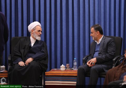 بالصور/ اجتماع مدير ي ومسؤولي محافظة مازندران مع آية الله الأعرافي بمدينة قم المقدسة