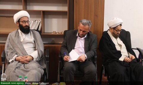 بالصور/ اجتماع مدير ي ومسؤولي محافظة مازندران مع آية الله الأعرافي بمدينة قم المقدسة