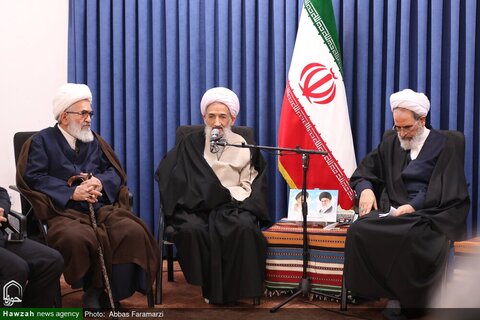 بالصور/ اجتماع مدير ي ومسؤولي محافظة مازندران مع آية الله الأعرافي بمدينة قم المقدسة