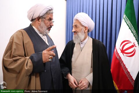 بالصور/ اجتماع مدير ي ومسؤولي محافظة مازندران مع آية الله الأعرافي بمدينة قم المقدسة