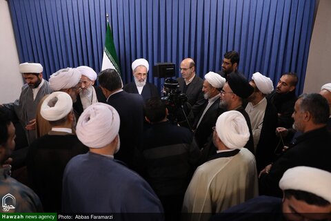 بالصور/ اجتماع مدير ي ومسؤولي محافظة مازندران مع آية الله الأعرافي بمدينة قم المقدسة