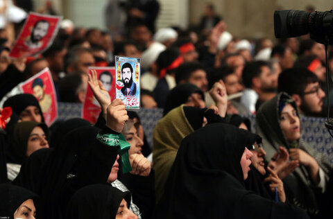 بالصور/ لقاء أهالي محافظتي كرمان وخوزستان مع الإمام الخامنئ