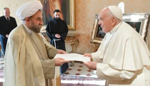 ملاقات سفیر جدید جمهوری اسلامی ایران در واتیکان با پاپ فرانسیس