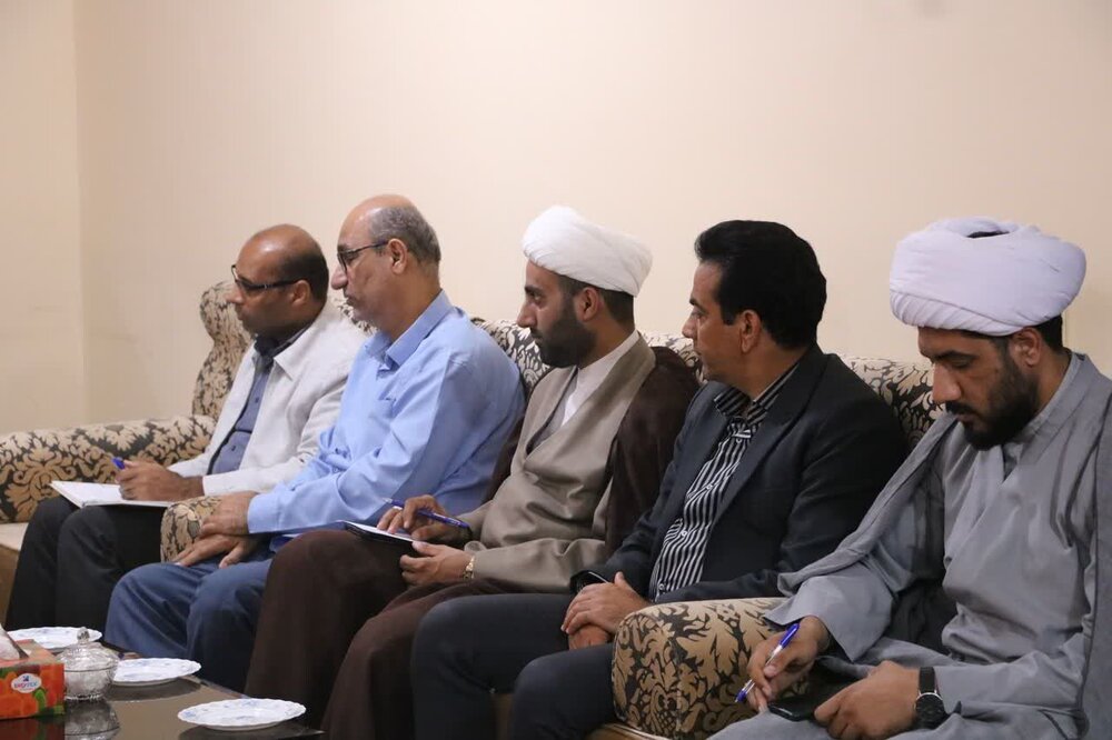 خدمات پرداخت زکات در جامعه بازگو شود