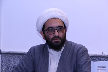 حوزه‌های علمیه پناهگاه مردم هستند