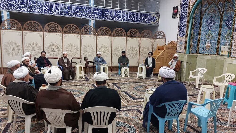 برای حضور بالای مردم در انتخابات تلاش کنیم