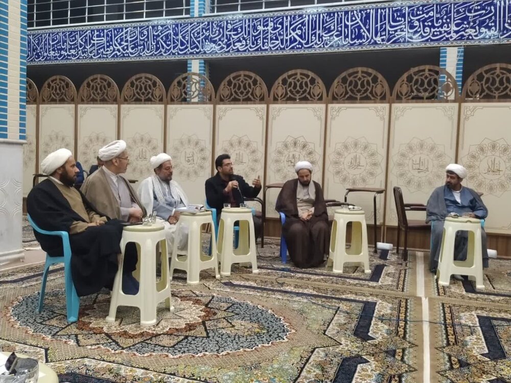 برای حضور بالای مردم در انتخابات تلاش کنیم