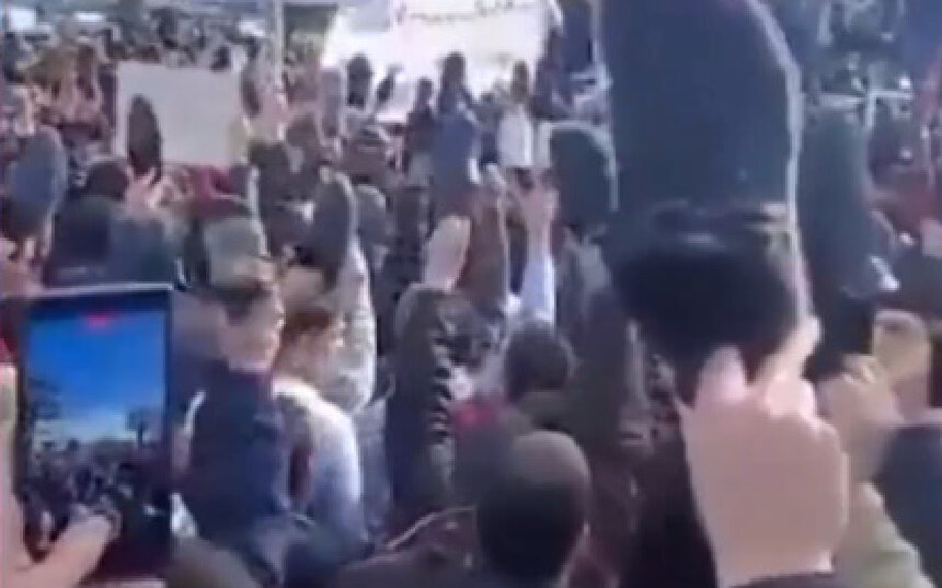 ویڈیو/ اردن کے دارالحکومت میں امریکی سفارت خانے کے سامنے غزہ کی حمایت میں مظاہرے