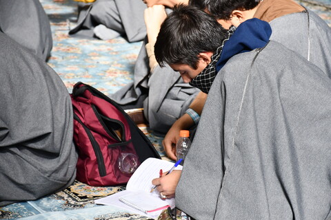 تصاویر/ جلسه اخلاق طلاب مدرسه علمیه جامعه الامام منتظر نجف آباد