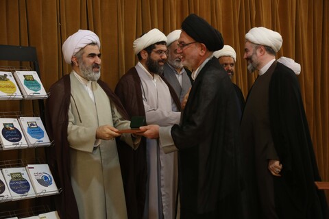 تصاویر/ همایش تجلیل از پژوهشگران برتر