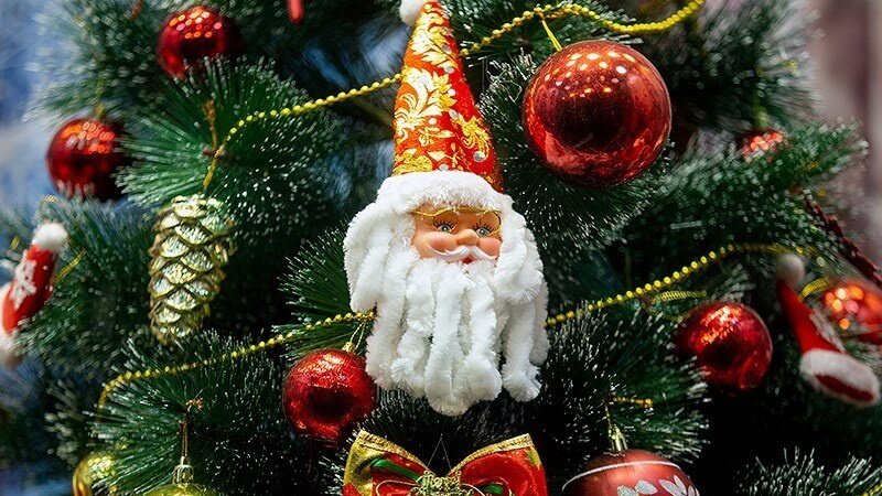 ইউরোপে অর্থনৈতিক অসুবিধা এবং অর্থনৈতিক সংকট দ্বারা প্রভাবিত ক্রিসমাস ক্রিসমাস