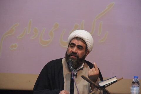 مدیر حوزه علمیه استان قزوین