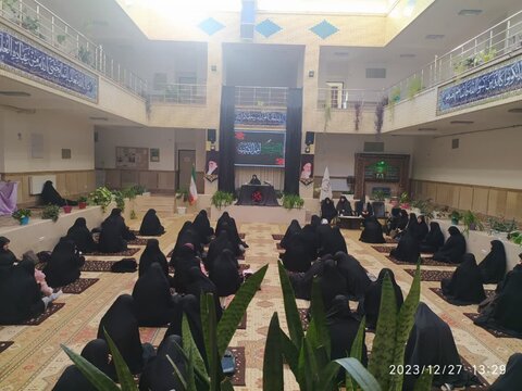 تصاویر/ مراسم تجلیل از مادران شهدا در مدرسه علمیه ریحانة الرسول ارومیه
