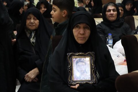 تصاویر/ همایش تجلیل و تکریم از مادران و همسران شهدا  در ارومیه