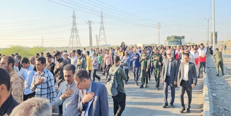 تشییع و تدفین پیکر شهید گمنام در آموزشکده فنی و حرفه ای آیت الله خامنهای میناب