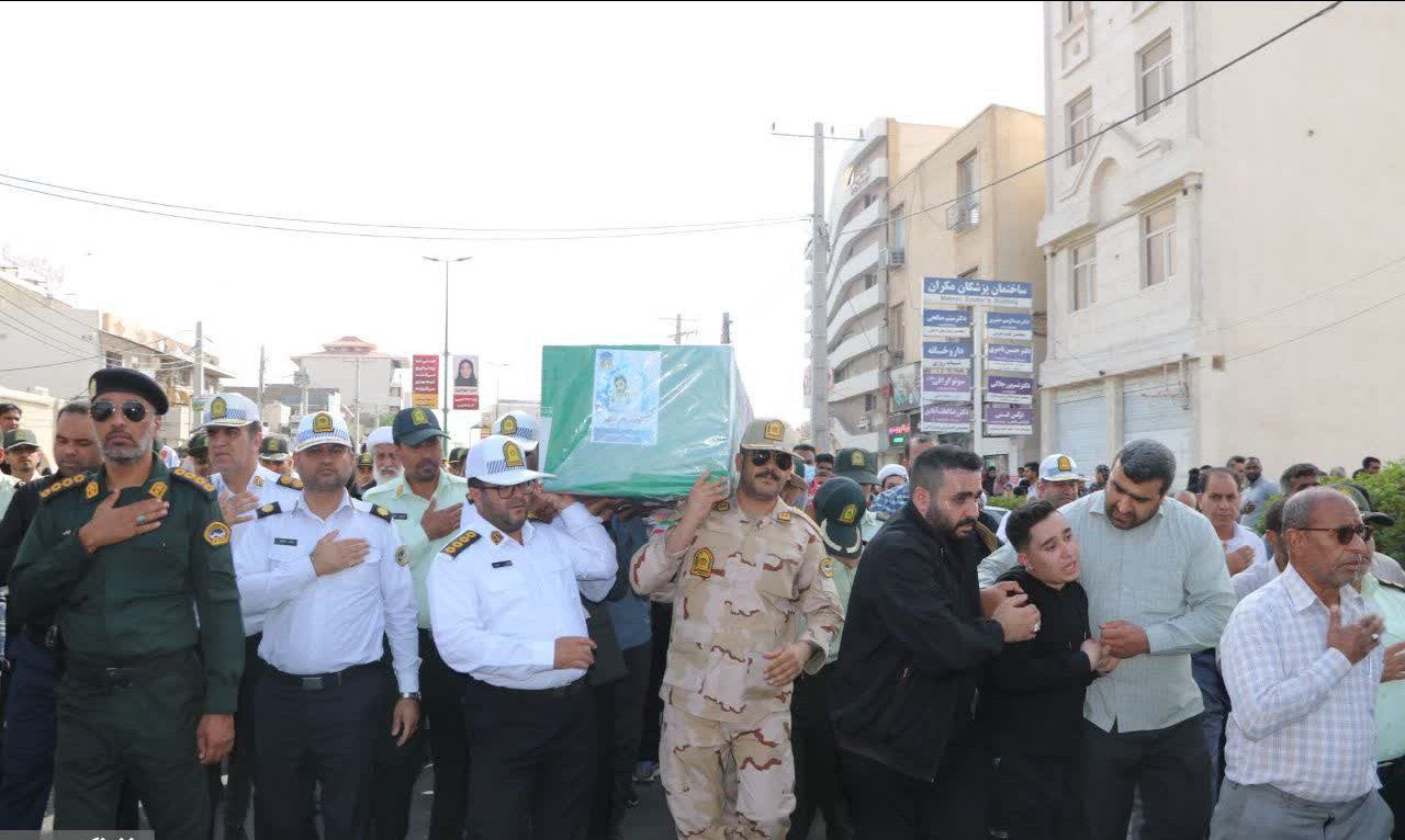 تشییع پیکر شهید پلیس راه در میناب