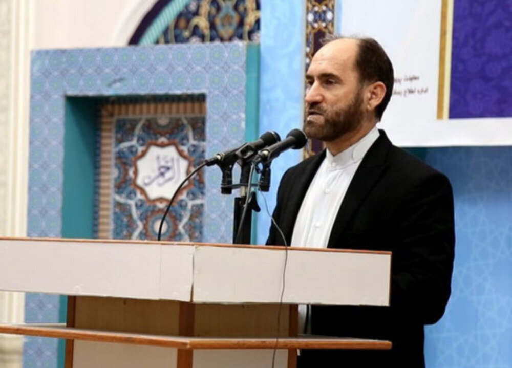 دانشآموزان اردبیلی حاج قاسم سلیمانی را قهرمان ملی خود میدانند