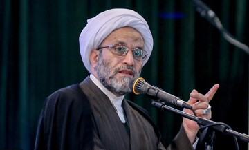 موشک‌های نقطه زن سپاه محصول ایمان و علم شهدا بود