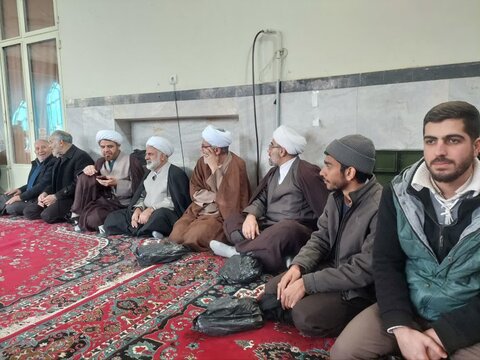 تصاویر حضور طلاب و اساتید مدرسه ولیعصر(عج)بروجرد در مراسم یوم الله ۹ دی