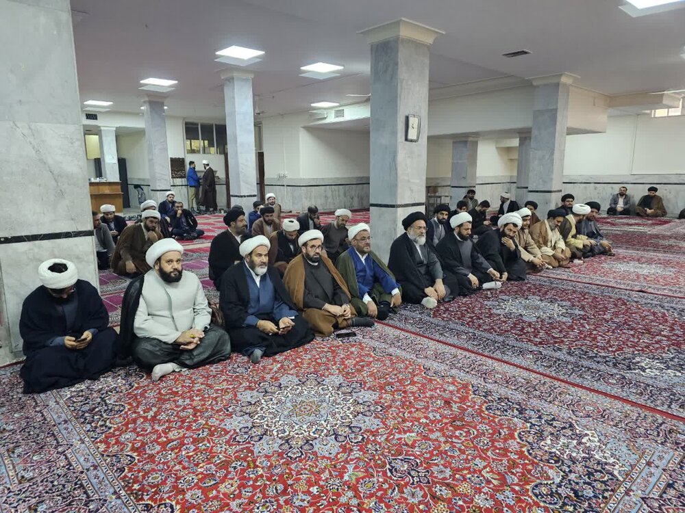 رویکرد حوزههای علمیه متناسب با آرمانهای جهانی انقلاب اسلامی باشد