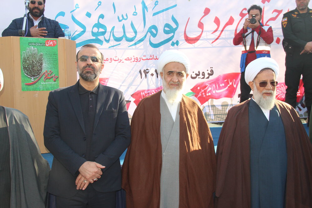 ۹ دی روز مقابله هوشمندانه ملت ایران با فتنه گران بود