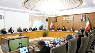 مسئولان «مردم» را به عنوان محور همه تصمیمات و اقدامات خود ببینند