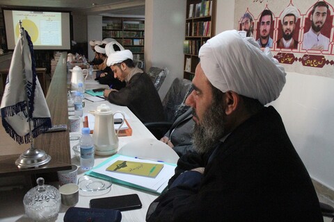 تصاویر/ دوره مسیرنما ویژه روحانیون بوشهر